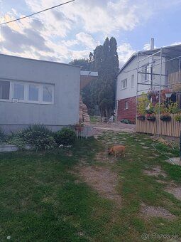 Predam 2-podlaznu zateplenu chatu evidovanu ako rodinny dom 