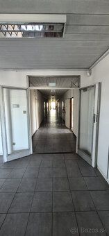 Typ: Kancelárie Ulica: Pestovateľská 1 Obec: Bratislava-Ruži