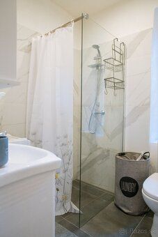 Ponúkame na prenájom príjemný byt o výmere 50 m² vo vyhľadáv