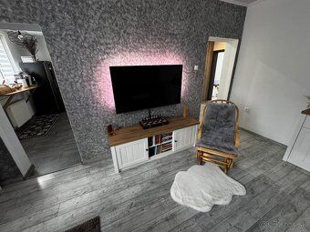 PREDAJ – Kompletne zrekonštruovaný a zariadený 3-izbový byt 