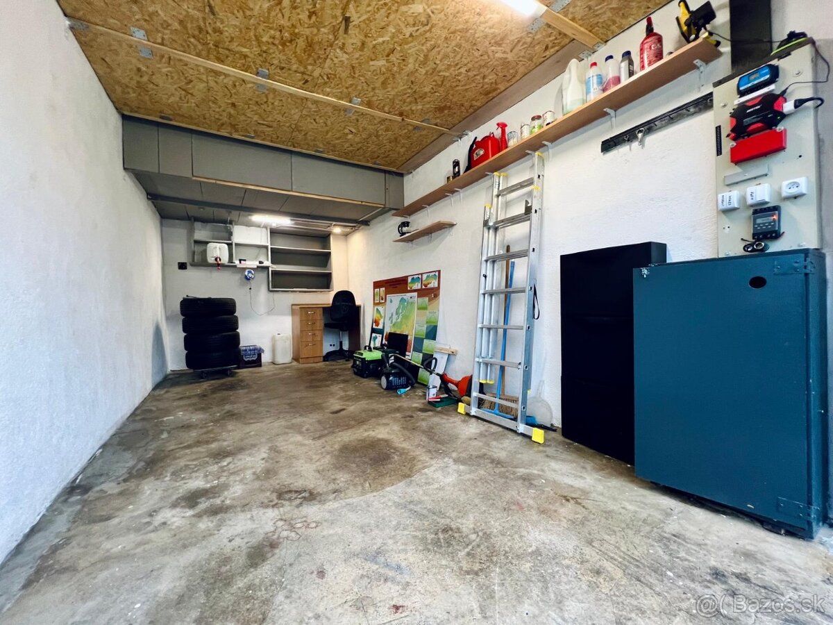 Ponúkam na predaj garáž o výmere 18 m² nachádzajúcu sa vo vy