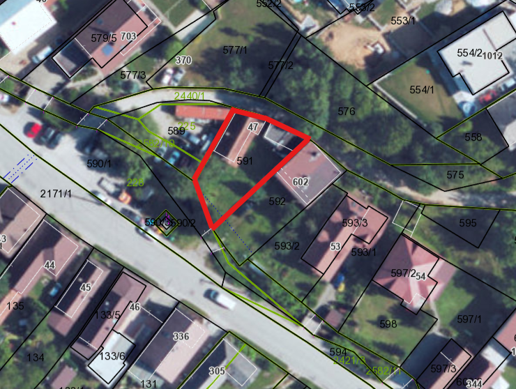 Predám pozemok v obci Višňové pri Žiline na ktorom sa nachád