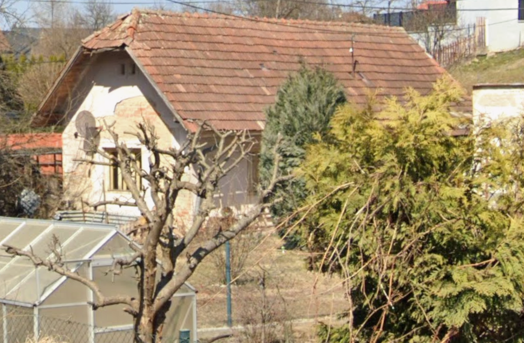 Predám pozemok v obci Višňové pri Žiline na ktorom sa nachád