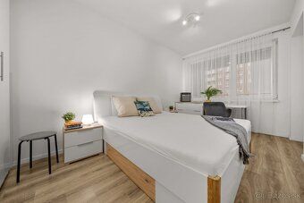 2-IZB. APARTMÁN V NOVOSTAVBE (2018), PARKOVANIE + PIVNICA, M