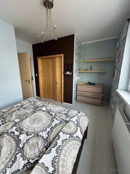 📍 Budatínska ulica, Bratislava – Petržalka
🔥 KRÁSNY A KOMPLE