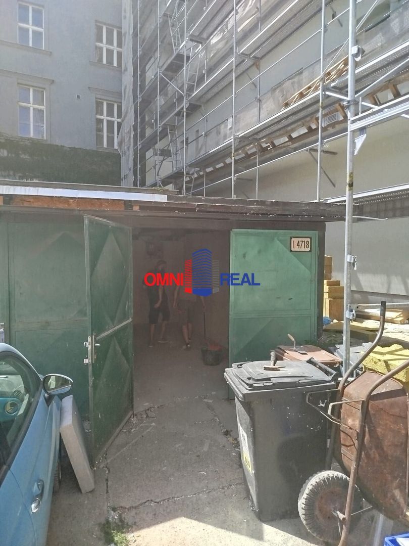 Ponúkame Vám na predaj garáž na Špitálskej ul. pri Dvoch lev