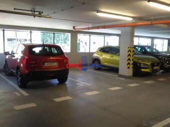 Ponúkame Vám na prenájom garážové parkovacie státie na ul. P