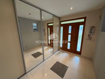 Typ: Rodinný dom Obec: Lehota
Koval & partners ponúka vo výh