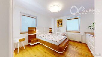 Alphareality.sk exkluzívne ponúka na predaj 3 izbový nadštan