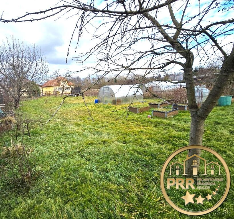 PRR- reality Vám ponúka NA PREDAJ stavebný, rovinatý pozemok