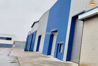 Ponúkame na prenájom 1000 m2 nový skladový priestor s tromi 