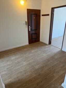 Prenajmem priestranný 3-izbový byt o výmere 70 m² v lokalite