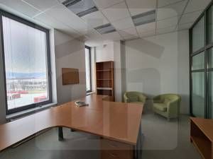 Prenájom novostavby AB , prízemie 100m2, 4NP 305m2, 5NP 274m