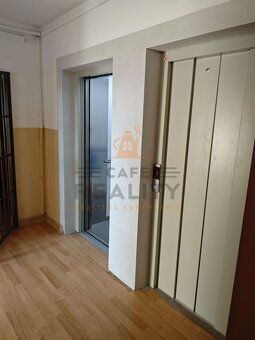 Na prenájom zariadený 1 izbový byt, 30 m2, Bratislava, Petrž