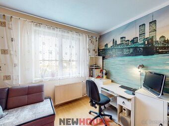 NEW HOUSE ponúka na predaj zachovalý a udržiavaný 3-izbový b