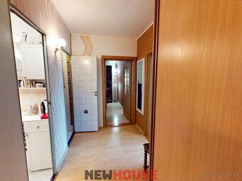 NEW HOUSE ponúka na predaj zachovalý a udržiavaný 3-izbový b