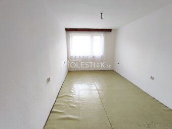 HOLESTIAK.sk reality ponúka exkluzívne na predaj dvojpodlažn