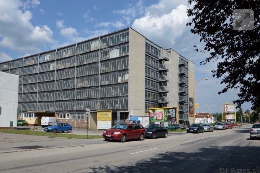 Prenajmu garažový box na Hlinách v Žiline. Celý objekt je mo