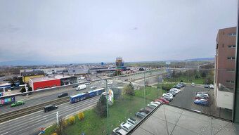 Typ: Obchodné priestory Ulica: Moldavská cesta Obec: Košice-