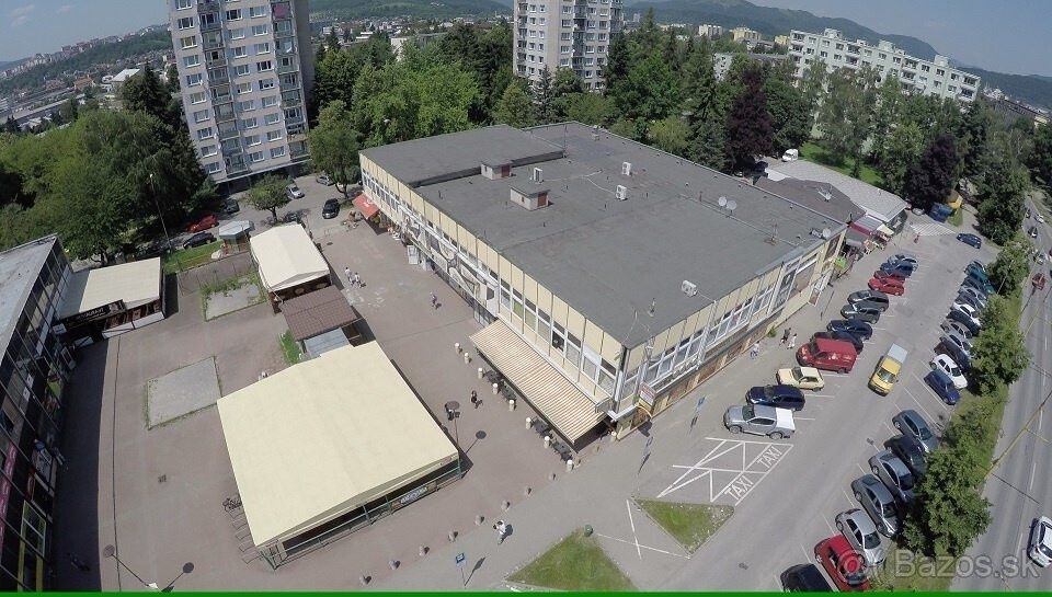 V prípade záujmu, alebo akýchkoľvek otázok nás kontaktujte n