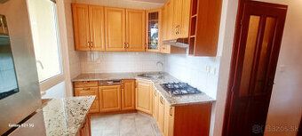 predám 3 izbový byt na juhu, bardejovská ulica, 86 m2, kompl