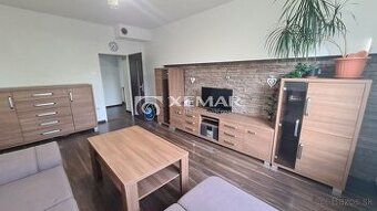 Prenajmem 1 izbu s balkonom na 1 posch.v rod.dome v Detve,1 