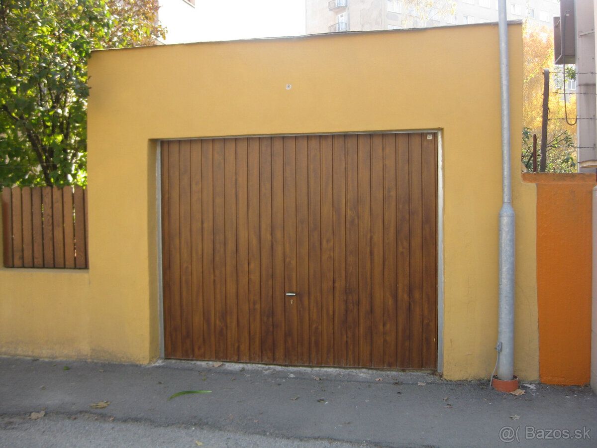 Ponúkam do prenájmu garáž na Zlatej ulici v Košiciach, 2 min