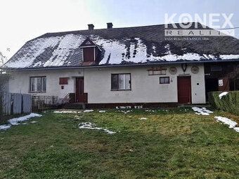Ponúkame na predaj menší rodinný dom s dvoma nadzemnými podl