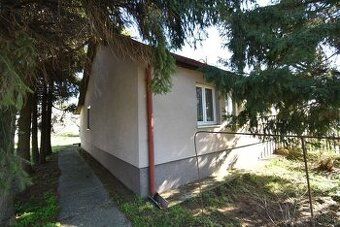 Hľadáme dom v okrese Pezinok prípadne niektoré lokality v TT