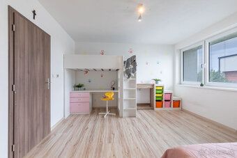 Typ: Rodinný dom Ulica: Uhliská 18 Obec: Bratislava-Vajnory
