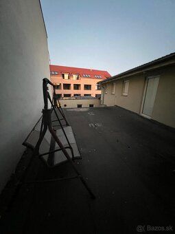 Odstupenie prevádzky clubu
Odstupim zabehnutú prevádzku nočn