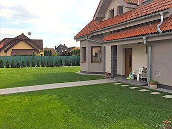Hľadáme dom v Barci za rozumnú cenu, ozvite sa, kľudne aj be