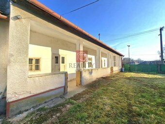 Ponúkame Vám na predaj starší, čiastočne rekonštruovaný vidi