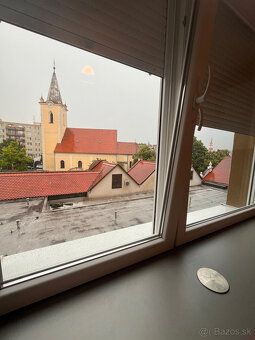 Ponúkáme Vám na prenájom 1 izbový byt v centre mesta Dunajsk