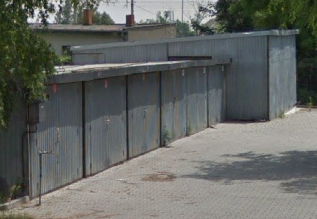 Ponúkame na prenájom NP - 3ks garáží o celkovej výmere 58m2 