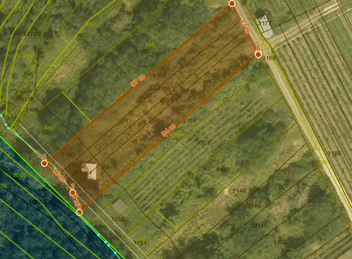 Ponúkame na predaj pozemok /2055m2/, ktorý bol v minulosti v