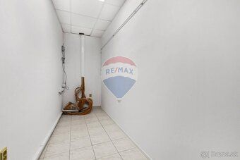 Realitná kancelária RE/MAX ponúka exkluzívne na PRENÁJOM v s