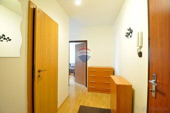 Realitná kancelária RE/MAX Grand Vám ponúka na PRENÁJOM zari