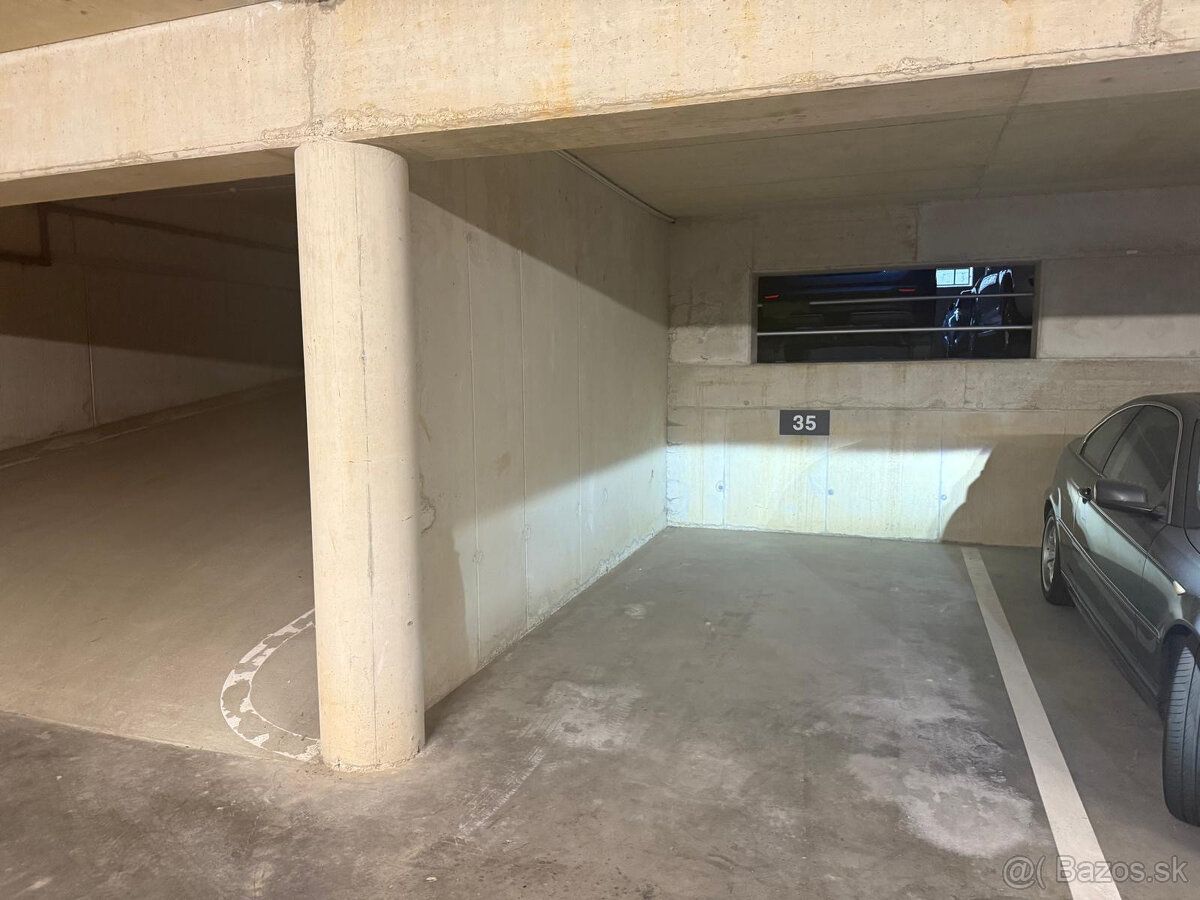 Typ: Garáže a parkovacie miesta Ulica: Považská Obec: Košice