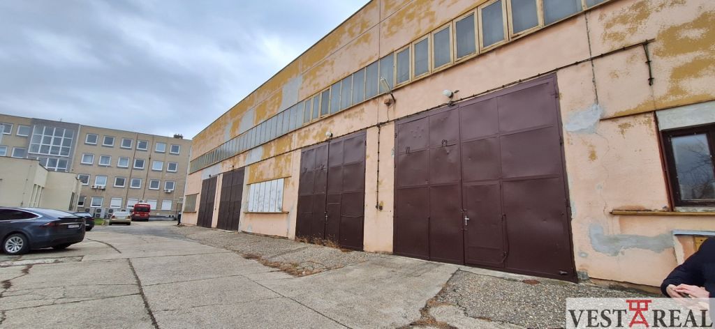 Prenájom skladu / výrobnej haly – 365 m², Galanta
Ponúkame n