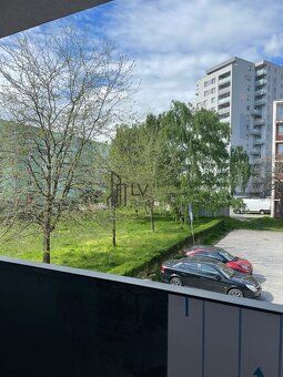 Typ: 2-izbový byt Ulica: Bellova Mestská časť: Mestský park 
