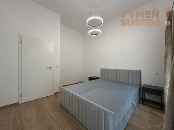 Typ: 2-izbový byt Ulica: Fialová Obec: Bratislava-Petržalka
