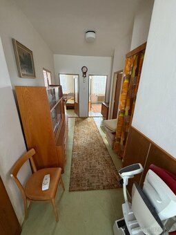 Ponúkame na predaj dvojpodlažný rodinný dom v radovej zástav