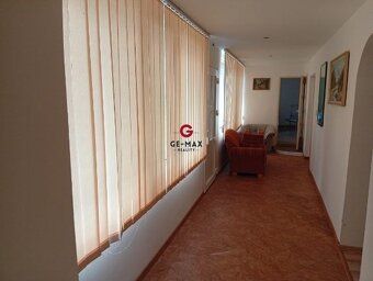 ID:538 GE-MAX Reality ponúka na predaj útulný a kompletne zr