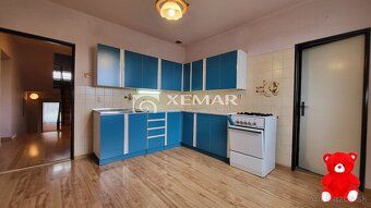 XEMAR ( alebo 0948 730 906), ponúka na predaj rodinný dom s 