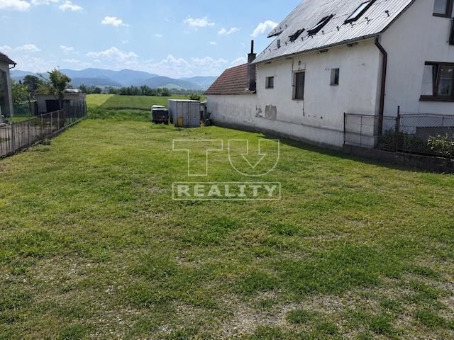 TUreality ponúka na predaj stavebný pozemok o rozlohe 700 m2