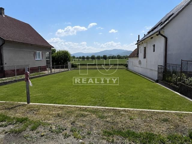 TUreality ponúka na predaj stavebný pozemok o rozlohe 700 m2