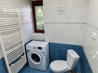 Typ: 2-izbový byt Ulica: Sústružnícka Obec: Komárno
Ponúkame
