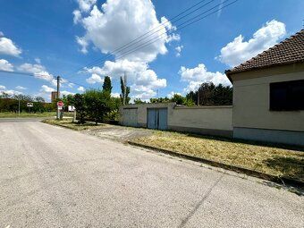 Na predaj stavebný pozemok o výmere 430 m2 v obľúbenej lokal