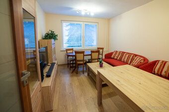 Ponúkame na prenájom zrekonštruovaný moderný 2izbový byt v t